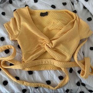 urban outfitters tie around crop top (worn once)